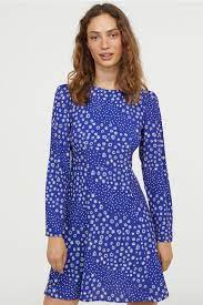 Dress Panosundaki Pin