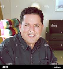 Lane Leonard's Instagram, Twitter & Facebook