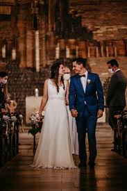 Eigentlich sollte es ja ein frühlingshaftes paarshooting mit sonnenschein werden. Hochzeitsfotografie Kirchliche Hochzeit Kirchliche Trauung Brautpaar Hochzeitsfotografie Baden Wurttemberg Bridal Inspiration Hochzeitsfotograf Tubingen In 2020