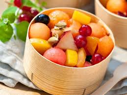 Salade De Fruits Au Miel Et A La Cardamome Recettes Recette Salade De Fruits Dessert Leger Recette Salade De Fruits