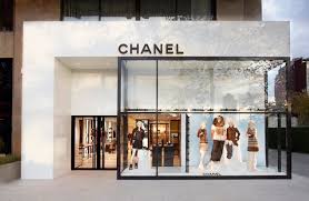 Chanel Facade Shopfront Design Pinterest Chanel Facades And Storefront Design Retail Architecture Retail Facade