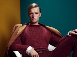 Questo stile, originario dagli stati uniti, ha avuto un'influenza sulla moda dei capelli in tutto il mondo. Taglio Capelli Uomo 2016 Jean Luis David Ama Il Rock Anni 50 Look Vintage Vince Ma Corti Per Tutti Foto Verosimilmentevero Blog 2 0