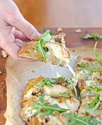 Pear Walnut Blue Cheese Artisan Pizza 2teaspoons Recipe Artisan Pizza Blue Cheese Veggie Delight