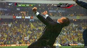Find funny gifs, cute gifs, reaction gifs and more. Emotional Emotionaler Miguel Herrera Abseits At