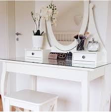 20 Mẫu Ban Trang điểm Mau Trắng Tinh Tế To điểm Goc Nhan Sắc Xayladep Com Trang Tri Phong Y Tưởng Trang Tri Trang Tri Nha Cửa