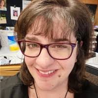 Amanda Archambault's Instagram, Twitter & Facebook