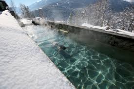 Le acque vengono usate sotto forma di bagni, muffe, stufe, fanghi e servono nella cura delle affezioni delle vie respiratorie. 5 Terme Naturali Dove Trascorrere Gratis O Quasi Un Weekend Di Totale Relax Ecobnb
