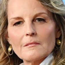 Kiara Wiggins's Instagram, Twitter & Facebook