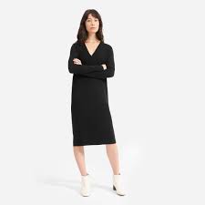 Women S The Cashmere V Neck Midi Dress By Everlane In Black V Neck Midi Dress Black Women Fashion Midi Dress Outfit