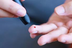 The symptoms vary, but may include excessive while they can seem vague, the earlier you notice them the better, as serious complications can arise when type 2 diabetes goes undiagnosed and treated. Un Nouveau Traitement Du Diabete Pourrait Rendre La Piqure D Insuline Superflue Sante Plusmagazine