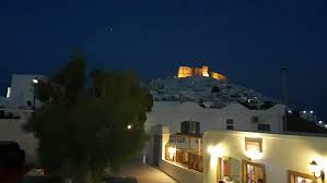 Υπάρχουν αμέτρητα μαγαζιά για να επιλέξεις, στα οποία μπορείς να αγοράσεις ό,τι επιθυμείς. Oneiremenes Diakopes Sthn Hsyxh Mageytikh Astypalaia Umano Gr