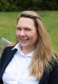 Chandra Hoover's Instagram, Twitter & Facebook