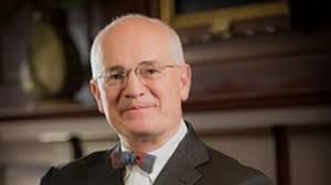 Roanoke College President Michael Maxey to Retire