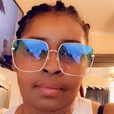 Latoya Simon (l_holliday79)