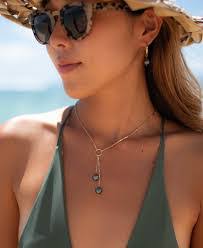 Pamela Arney's Instagram, Twitter & Facebook