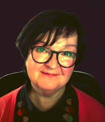 Dawn Waldron's Instagram, Twitter & Facebook