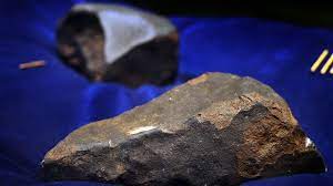 Russische forscher enthüllen in diesen tagen zahlen, nach denen ein asteroid der erde gefährlich nahe kommt. Feuerkugel Uber Bayern War Ein Meteorit Br24
