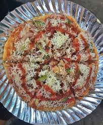 Street Style Pizza Kabhi Kabhi Street Food Dhoka De Deta Hai Bhau It Was Not That Bad A Pizza Bu Indian Food Recipes Vegetarian Food Mumbai Street Food