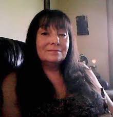 Bernadette Gagnon's Instagram, Twitter & Facebook