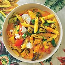 Ratatouille Nudelsalat Rezept Nudelsalat Lebensmittel Essen Salat