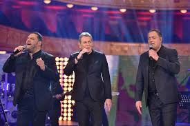 Ο στέλιος ρόκκος έρχεται να μας ξεσηκώσει και να μας ταξιδέψει. Spiti Me To Mega Afierwma Ston Strato Dionysioy To Sabbato 6 Febroyarioy Eidhseis Nea To Bhma Online