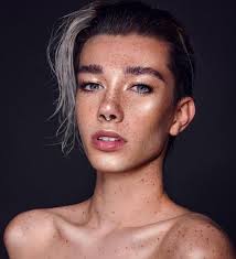 Covergirl made a historic move this fall, bringing on the brand's first male spokesperson — a huge step for gender inclusivity not only for the company, but for the entire. Top 9 Shocking Pictures Of James Charles Without Makeup