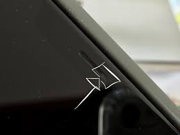 Solve the iphone x ear speaker problem by jumping wire solder 2.1 place the iphone x ear speaker with flex on the silicone heat station and under the microscope, fix the flex on the silicone pad 2.2 scrape off the rubber protector with tweezers aside from the broken part of the flex. Grey Pill Shaped Area In Earpiece Speaker Grill On Iphone X Macrumors Forums