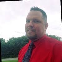 Kris Smart's Instagram, Twitter & Facebook