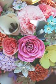 Figure out a shape for our flower step 2: Paper Flowers Wedding Bouquet Boutonniere Cardstock Flowers Gold Green Ivory Magazine Map Newspap Handmade Flowers Paper Paper Flowers Paper Flower Bouquet