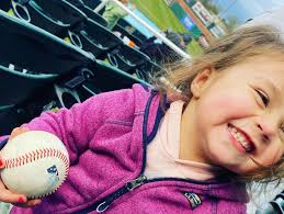 That night the 2010 champs were guests at the NH Fisher Cats Baseball  Dinner and all we wanted to do was get our picture taken with Heidi Watney.  ⚾️😂