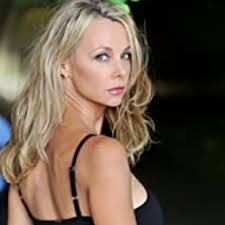 Christel Smith's Instagram, Twitter & Facebook