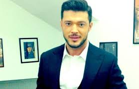 Vezi episoade integrale de pe orice dispozitiv, oriunde, oricand. Victor Slav Burlacul De La Antena 1 Dcnews