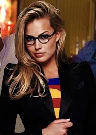 Ма́рго эли́с ро́бби — австралийская актриса и кинопродюсер. Discussion What If Margot Robbie Was Supergirl Dc Cinematic