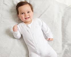 We've created the ultimate new baby essentials checklist to guide you through the process of picking out everything you'll need. Baby Bath Time Checklist Supplies Tips Purebaby