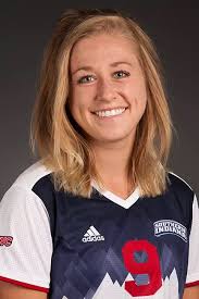 Carissa Dyer's Instagram, Twitter & Facebook