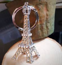 Chain measures 1 1/2″ long with a 1″ diameter split metal ring. 3d Silver Sparkly Crystal Eiffel Tower Keychain Paris France Etsy