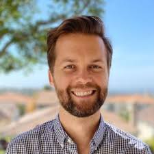 Build vs. Buy: A guide to investing in AI for your support experience