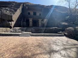 Kanheri Caves (Part I) - Memoirs of an ...