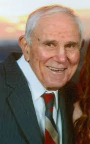 Tracy Lathrop's Instagram, Twitter & Facebook