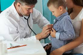 Cu doi stapani, ministerul sanatatii si administratiile locale, a fost pasata de la unul la altul conform noului plan intocmit de specialistii ministerului sanatatii, triajul epidemiologic va cadea in sarcina cadrelor didactice, in unitatile care nu. Mai Putin De 20 Din Scolile Din Romania Au Cabinete Medicale