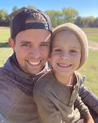 Aaron Money (@aaronmoney92) • Instagram photos and videos