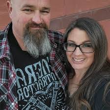 Roberto Warner's Instagram, Twitter & Facebook