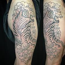 Click here to view all the piercings and micro dermal pictures to help you choose your next body piercing! Tiger And Peony 1st Session Progress By Gentleman Joel Molina Chicago Tattoo And Piercing Co Tattoos Asian Tattoo Sleeve Chicago Tattoo