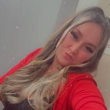 Candice Manning's Instagram, Twitter & Facebook