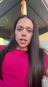 Michelle Kemnitz's Instagram, Twitter & Facebook