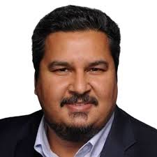 Pfizer names a VC leader in year of reset; Former Axcella CEO moves