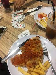 Ianya terletak di belakang balai polis daerah manjung di bandar lumut. 10 Tempat Makan Best Di Manjung Best Wajib Try Saji My