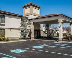 Highway 1 offers easy access to the new jersey state capitol, sesame… Quality Inn Suites Nj State Capital Area Hotel In Morrisville Pa