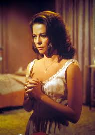 Natalie Wood As Maria In West Side Story Repin Like Thanks Listen To Natalie Wood West Side Story Maria West Side Story