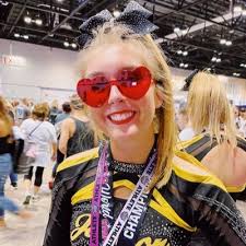 Katelyn Branch's Instagram, Twitter & Facebook